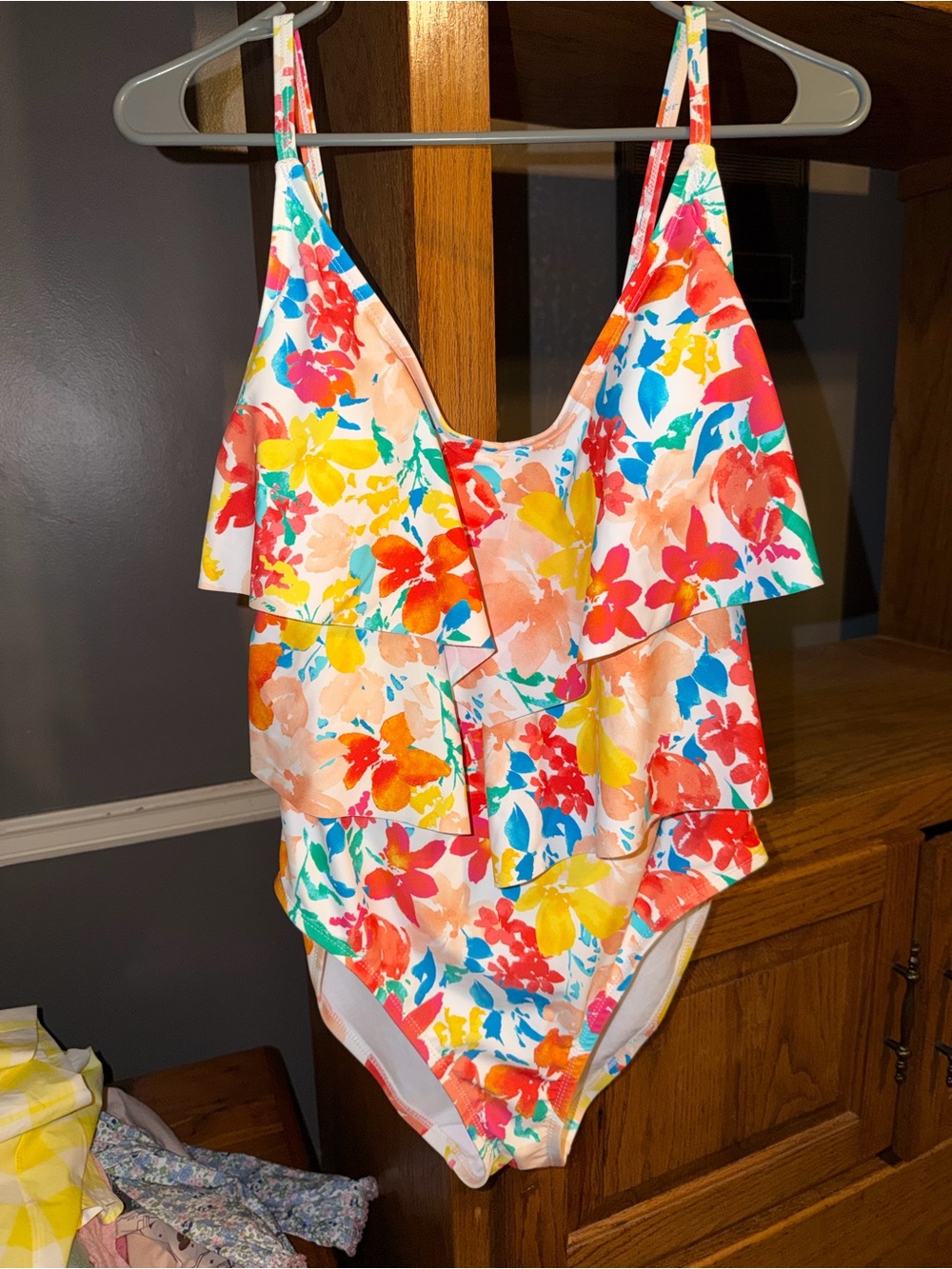 Ellen Tracy | Floral Ruffle One-Piece Swimsuit, size 8